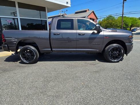 New 2026 RAM 2500 Big Horn AWD/4WD image 39