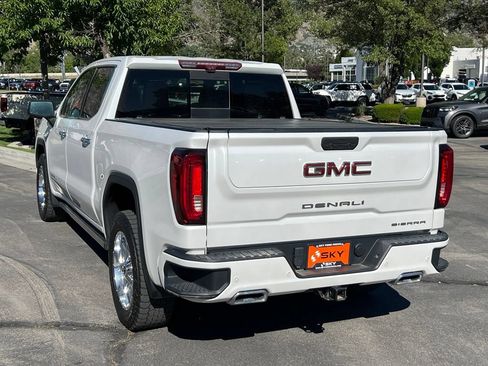 Used 2021 GMC Sierra 1500 Denali w/ Denali Ultimate Package AWD/4WD image 11