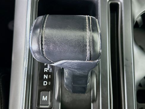 Used 2022 Ford F150 Lariat image 25