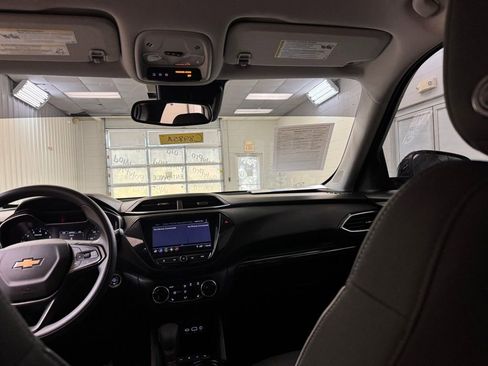 Used 2022 Chevrolet TrailBlazer LT w/ Convenience Package image 22