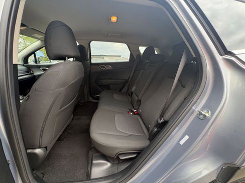 Used 2025 Kia Sportage LX FWD image 21