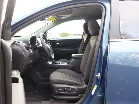 Certified 2024 Chevrolet Equinox LT image 32