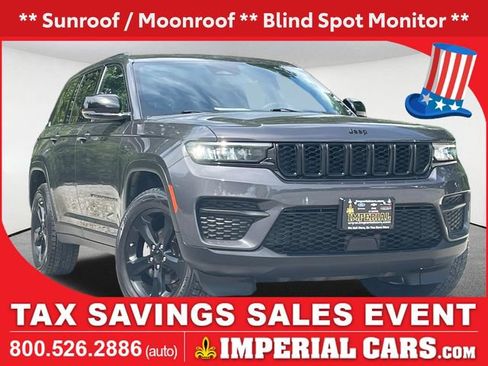 Used 2023 Jeep Grand Cherokee Altitude AWD/4WD image 1