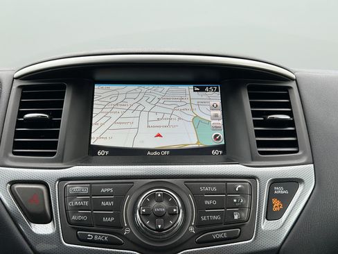 Used 2020 Nissan Pathfinder SL AWD/4WD image 30