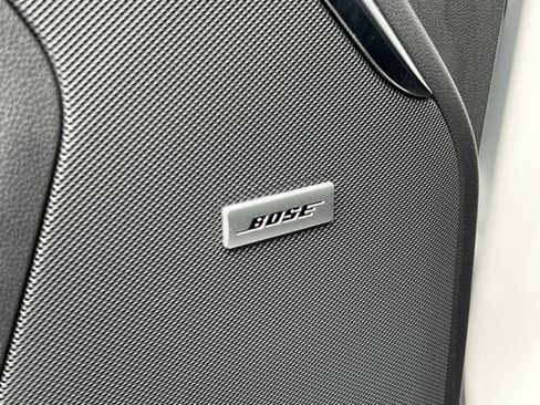 Used 2022 GMC Yukon XL Denali AWD/4WD image 36