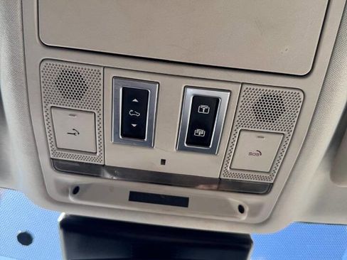 Used 2017 Jaguar F-PACE R-Sport image 47