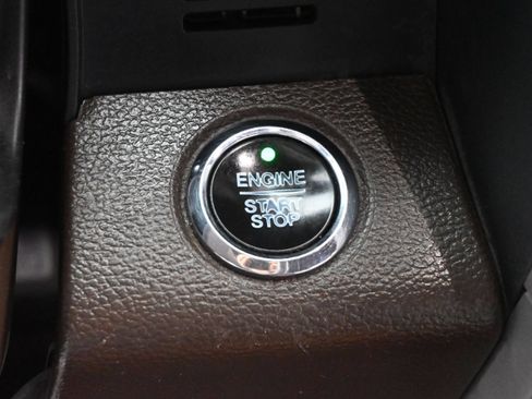 Used 2022 Ford F250 King Ranch w/ King Ranch Ultimate Package AWD/4WD image 20