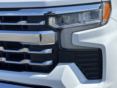 Used 2024 Chevrolet Silverado 1500 LTZ image 6