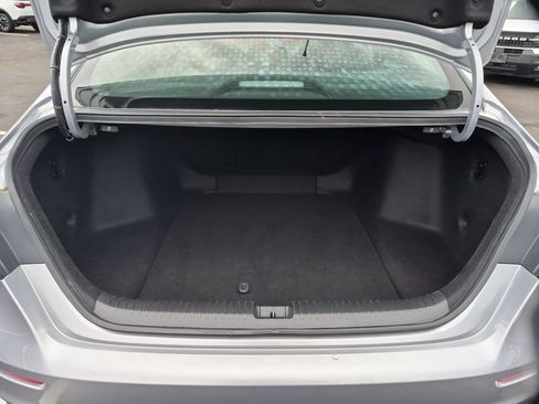 Used 2025 Honda Accord SE image 28
