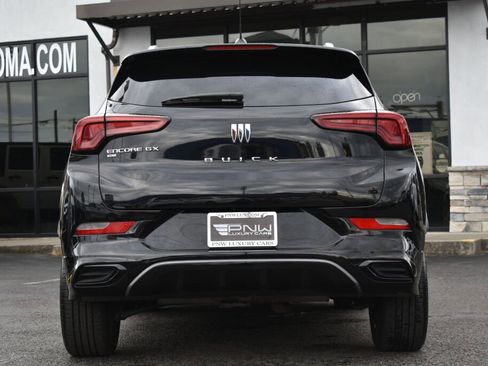 Used 2025 Buick Encore GX Sport Touring w/ Comfort Package image 10