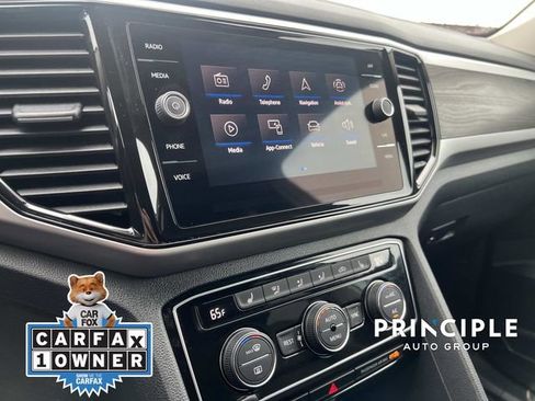 Used 2023 Volkswagen Atlas SE w/ Black Wheel Package FWD image 24