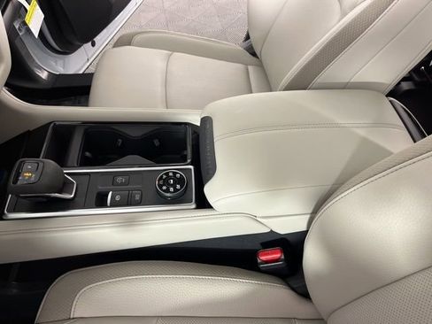 New 2026 Nissan Pathfinder SL w/ SL Premium Package AWD/4WD image 29