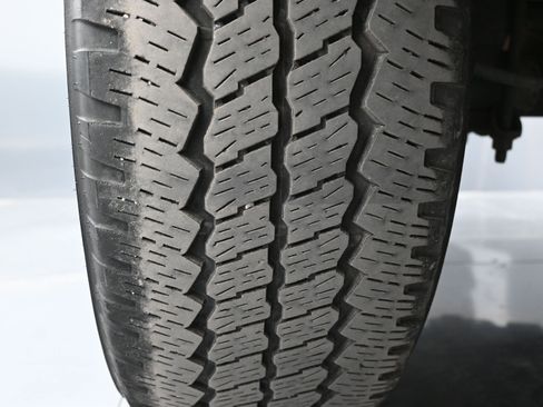 Used 2015 Ford F250 Lariat w/ Lariat Ultimate Package image 18