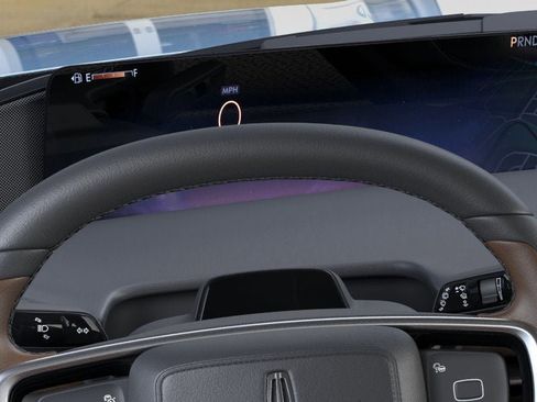 New 2026 Lincoln Navigator L Reserve AWD/4WD image 13