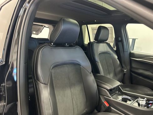 New 2026 Jeep Grand Cherokee Altitude image 33