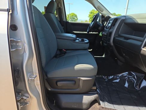 Used 2018 RAM 2500 Tradesman w/ Chrome Appearance Group AWD/4WD image 22