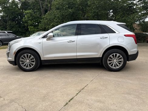 Used 2019 Cadillac XT5 Luxury FWD image 3
