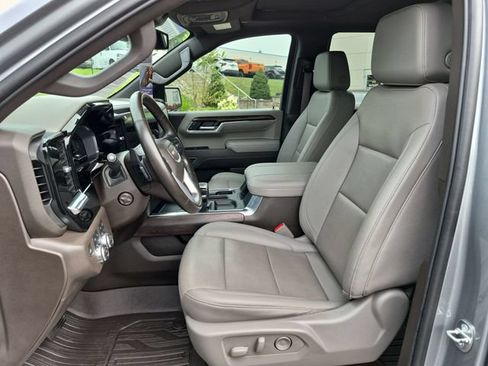Used 2024 GMC Sierra 1500 SLT w/ SLT Premium Plus Package AWD/4WD image 22