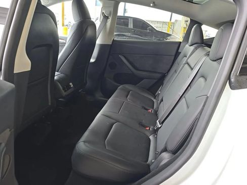 Used 2024 Tesla Model Y Long Range AWD/4WD image 6