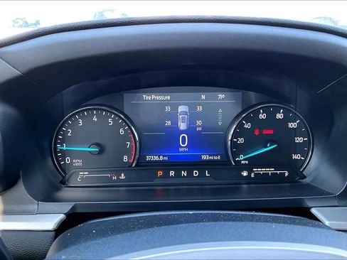 Used 2022 Ford Explorer XLT image 24