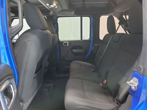 Used 2021 Jeep Wrangler Unlimited Sport image 27