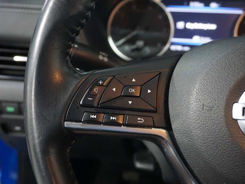 Used 2023 Nissan Sentra SV image 24