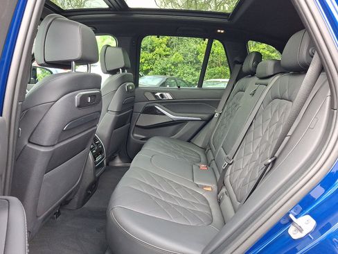 Used 2024 BMW X5 M60i AWD/4WD image 5