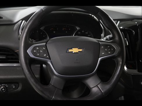 Used 2021 Chevrolet Traverse LT image 7