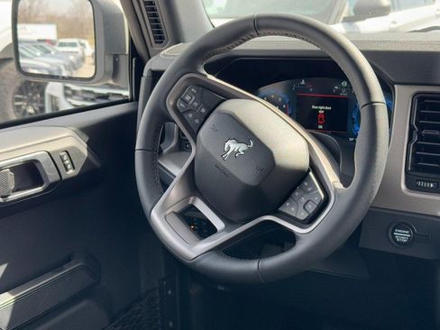 New 2026 Ford Bronco Outer Banks image 7