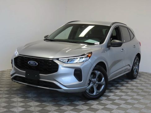 Used 2024 Ford Escape ST-Line w/ Tech Pack #1 FWD image 1