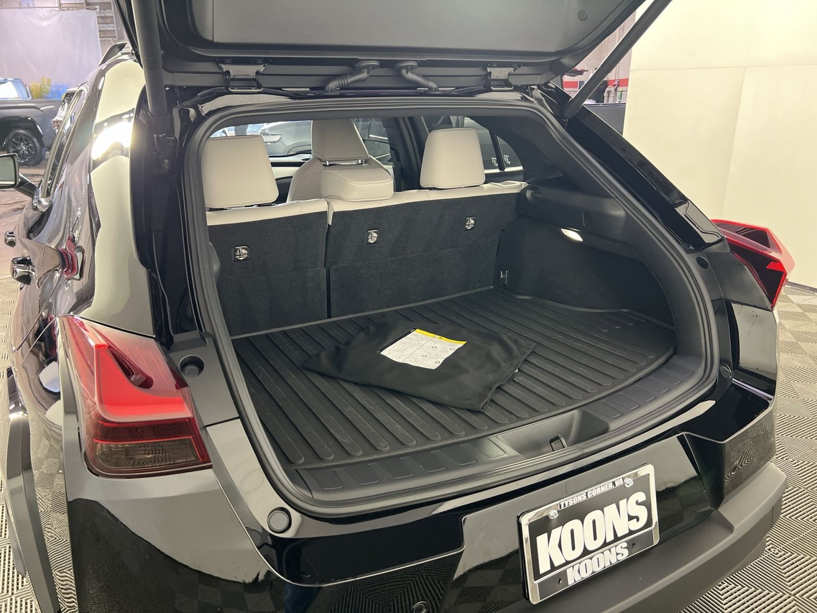 Used 2025 Lexus UX 300h AWD w/ Cold Area Package image 26