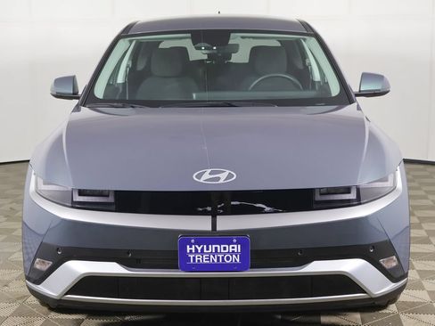 Used 2025 Hyundai Ioniq 5 SE AWD/4WD image 11