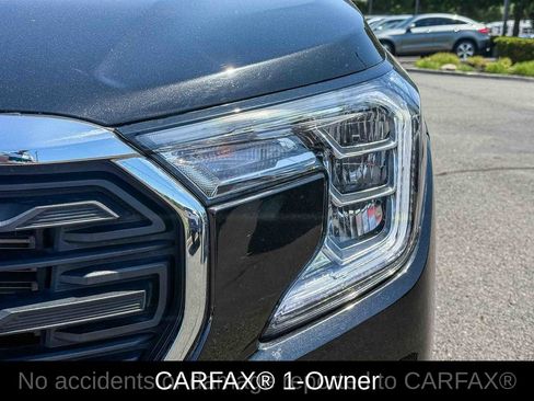 Used 2024 GMC Terrain SLE AWD/4WD image 2