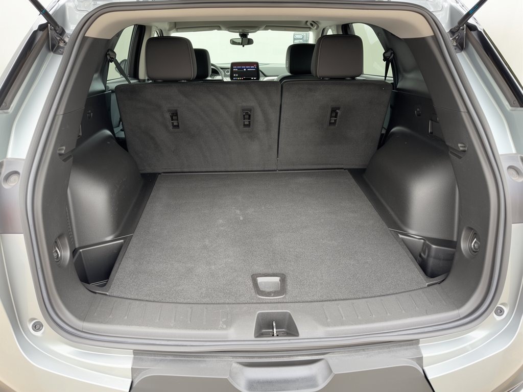 Certified 2025 Chevrolet Blazer LT FWD image 28