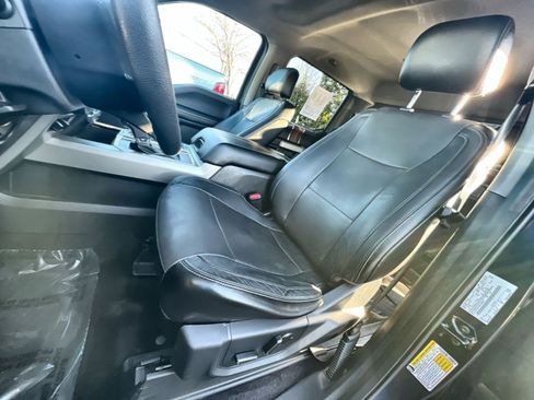 Used 2016 Ford F150 Lariat image 14