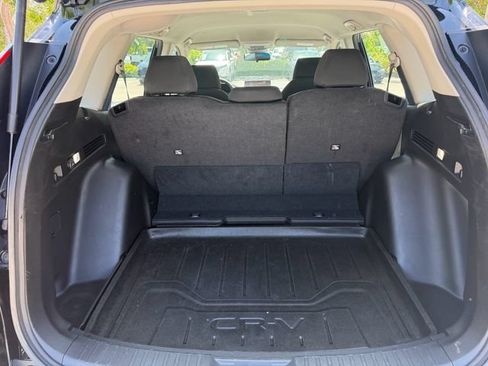 Used 2024 Honda CR-V LX image 16