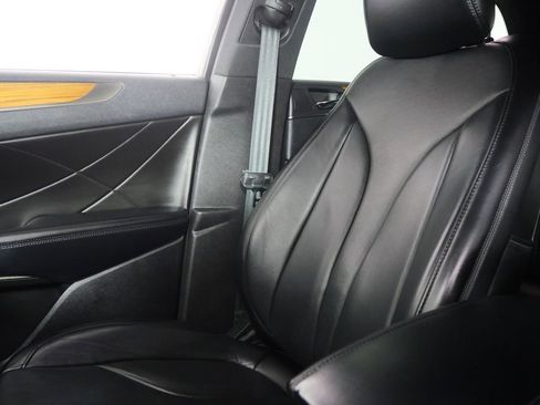 Used 2018 Lincoln MKC Reserve w/ Lincoln MKC Climate Package image 28