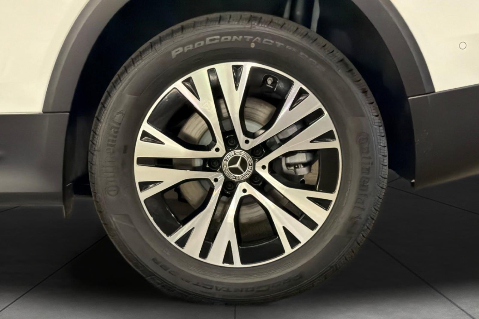 New 2026 Mercedes-Benz GLB 250 image 24