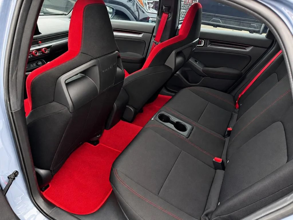 Used 2025 Honda Civic Type R image 8