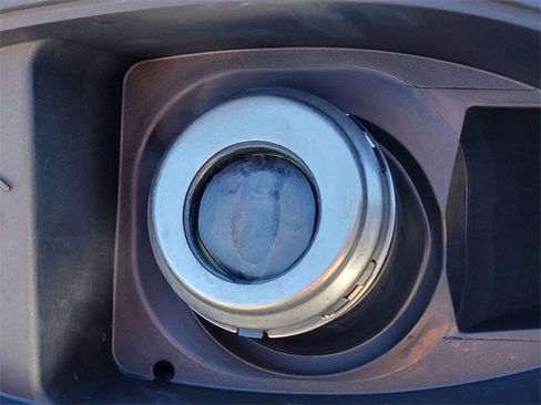 Certified 2023 Jeep Compass Limited w/ Sun and Sound Group image 8