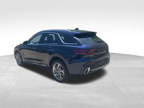 Used 2025 Genesis GV70 2.5T AWD/4WD image 3