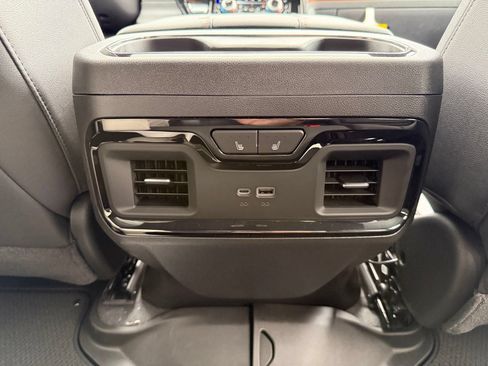New 2026 GMC Sierra 1500 AT4 w/ AT4 Premium Package AWD/4WD image 28