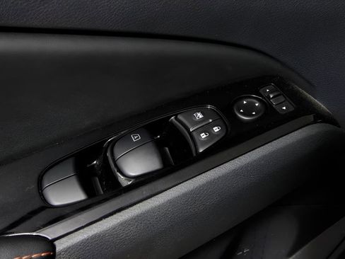 Used 2025 Nissan Altima 2.5 SR image 29