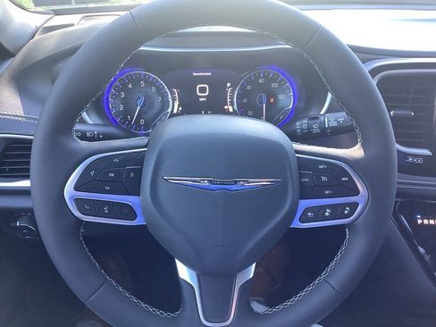 New 2026 Chrysler Pacifica Select image 17