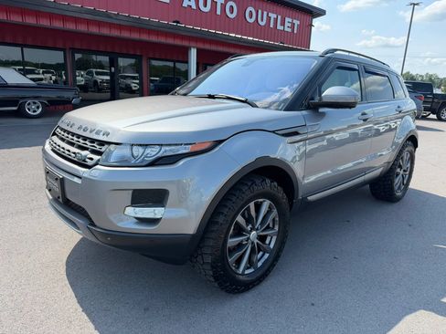 Used 2014 Land Rover Range Rover Evoque Pure Premium AWD/4WD image 2