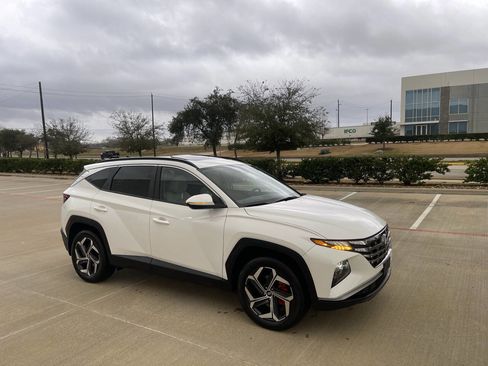 Used 2022 Hyundai Tucson SEL w/ Convenience + Premium Package image 4