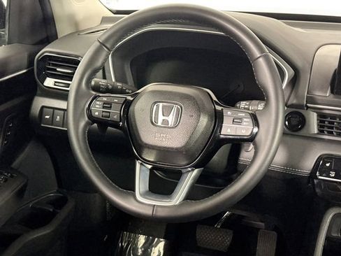 Certified 2025 Honda Pilot EX-L image 29