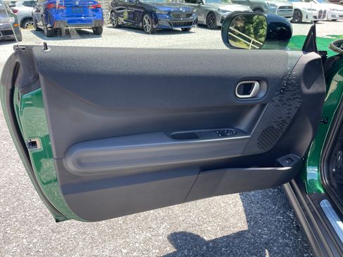 Used 2025 MINI Cooper S FWD image 10