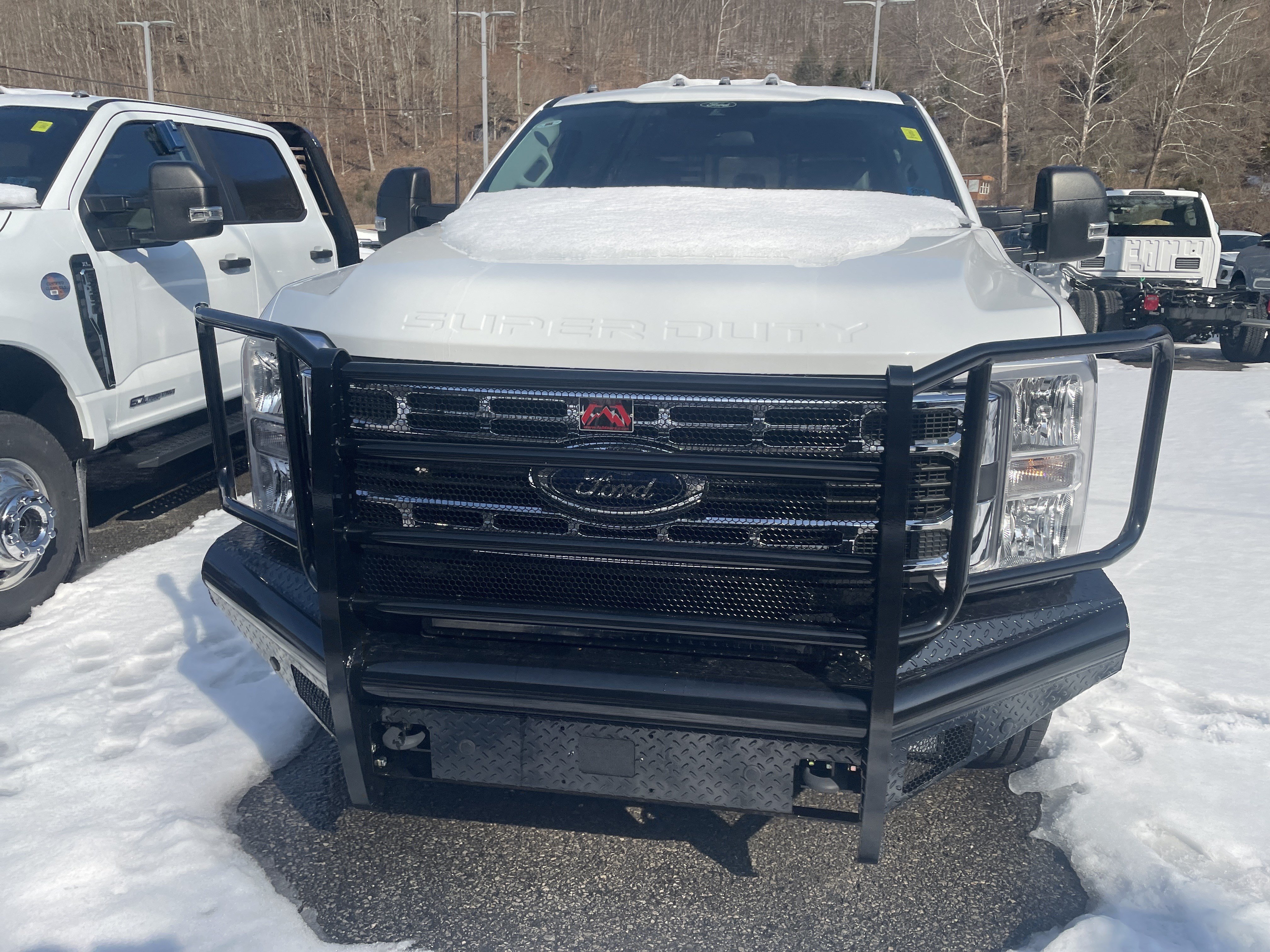 New 2025 Ford F350 XL w/ XL Chrome Package AWD/4WD image 3