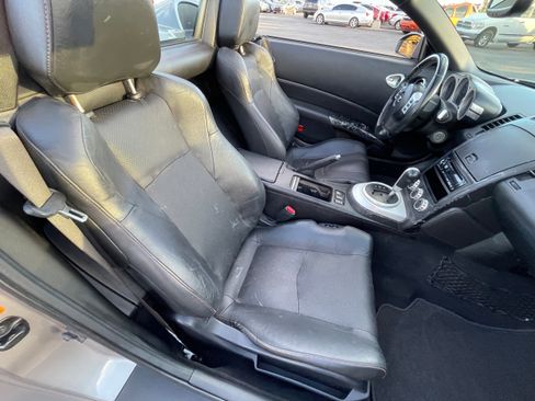 Used 2007 Nissan 350Z Touring image 19